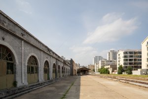 站房与站台